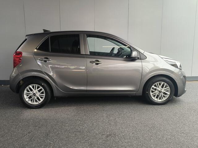 KIA PICANTO 1.0 DPi DynamicLine uit 2024 Rijklaar + Fabrieksgarantie tot 01-2031 Henk Jongen Auto's in Helmond, al 50 jaar service zoals 't hoort!