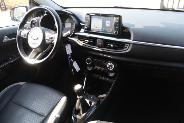 KIA PICANTO 1.0 CVVT Design Edition Navigatie/Cruise control/Climate control/Apple carplay/Achteruitrijcamera/Multifunctioneel stuurwiel/Elektrische ramen/Elektrisch inklapbare spiegels/16'' Lichtmetalen velgen.