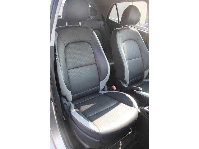KIA PICANTO 1.0 CVVT Design Edition Navigatie/Cruise control/Climate control/Apple carplay/Achteruitrijcamera/Multifunctioneel stuurwiel/Elektrische ramen/Elektrisch inklapbare spiegels/16'' Lichtmetalen velgen.