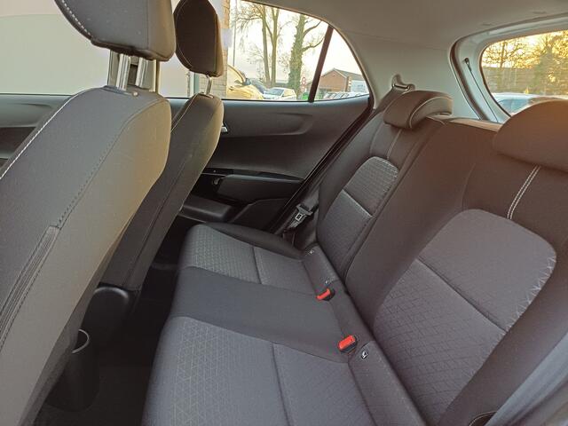 KIA PICANTO 1.0 CVVT ComfortPlusLine Navigator | CAMERA | NAVI | BLUETOOTH | Wij bieden ook financiering mogelijkheden aan.