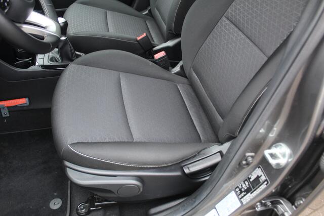 KIA PICANTO 1.0-67pk DPi DynamicLine. Kwalitatief erg goed wagen voor jaren zorgeloos rijplezier! Airco, metallic lak, camera, cruise control, elektr. ramen v+a, Android auto/Apple carplay, DAB radio, USB aansl., LM wielen etc