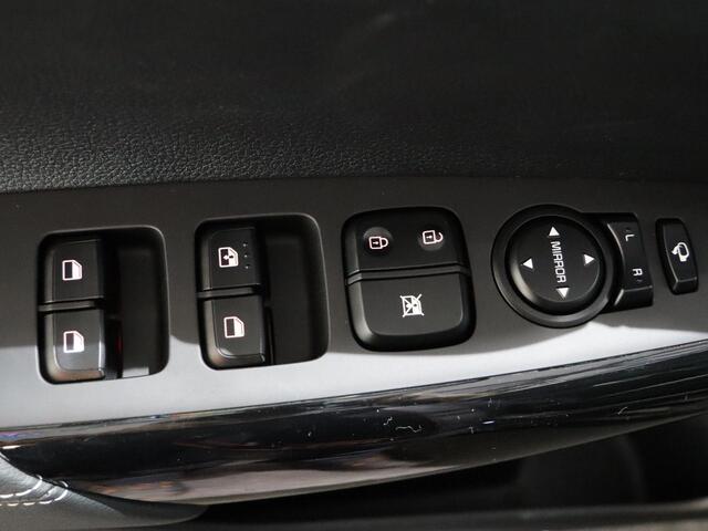 KIA PICANTO 1.0 GDi GT-Line Amt | Panoramaschuifdak | Stoelverwarming | Achteruitrijcamera | Dodehoekassistentie | LED-koplampen | Climate control |