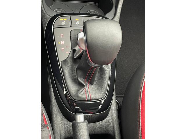 KIA PICANTO 1.2 CVVT GT-Line Automaat Navigatie, Climate Control, Leder, 16"Lm, Keyless, Stoel/Stuurverwarming, Achteruitrijcamera