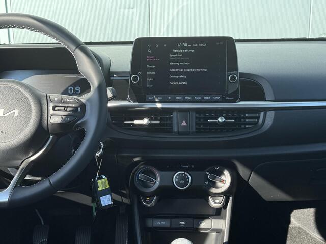 KIA PICANTO 1.0 DPI DynamicLine | Direct Leverbaar!!! | Airconditioning | Cruise control | Navigatie | Rijstrookvolgassistentie | Achteruitrijcamera |