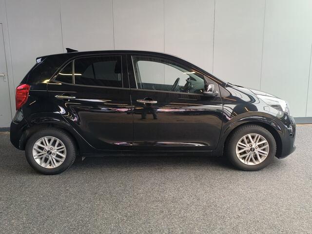 KIA PICANTO 1.0 DPi DynamicLine AUTOMAAT uit 2023 Rijklaar + Fabrieksgarantie Henk Jongen Auto's in Helmond, al 50 jaar service zoals 't hoort!
