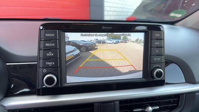 KIA PICANTO 1.0 CVVT First Edition 5 PERS / CARPLAY / CAMERA / CRUISE CONTROL / NAVI / CLIMA / BLUETOOTH / NL-AUTO