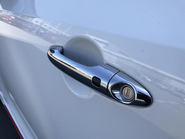 KIA PICANTO 1.0 GT-Line 100PK Lage KM stand!