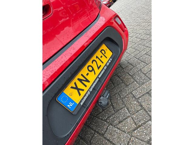 KIA PICANTO 1.0 CVVT CPL Navigator, Camera! Navi! Lm! Trekhaak! VERWACHT!