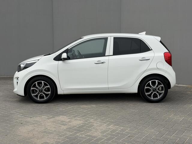 KIA PICANTO 1.0 DPi DynamicPlusLine / Eerste Eigenaar / Volledig Onderhouden / Fabrieksgarantie tot 3-2029 / Navigatie / Camera / Parkeersensoren Achter / Clima / Cruise / Centrale Deur Vergrendeling / DAB / Apple Carplay & Android Auto /