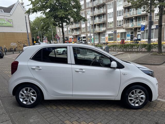 KIA PICANTO 1.0 CVVT ComfortPlusLine Navigator 66796KM! NAP | Navigatie | Apple Carplay | Achteruitrijcamera | Lichtmetalen Velgen |