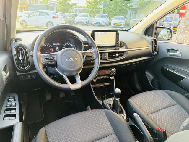 KIA PICANTO 1.0 DPi DynamicPlusLine NW geleverd & Onderhouden | Draaghaak tbv de fietsendrager | Clima | Cruise | Camera | Keyless | Privacyglass | DAB+