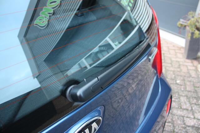 KIA PICANTO 1.0 CVVT EconomyPlusLine Een super mooie auto met weinig kosten.