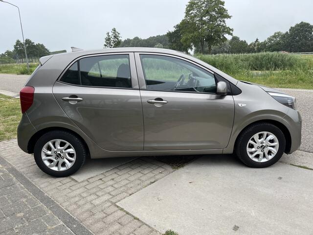 KIA PICANTO 1.0 CVVT ComfortPlusLine Navigator / Camera / Navigatie / Apple Carplay - Android Auto /
