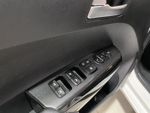 KIA PICANTO 1.0 CVVT Design Edition 16 inch, Navigatie, Camera.