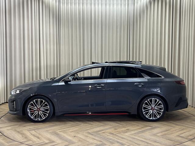 KIA PRO CEE D ProCeed 1.6 T-GDI GT *1e Eigenaar* Panoramadak / Leder/Alcantara / Adaptive Cruise / Stoel/Stuurverwarming / Camera / JBL / Keyless / 18"LMV