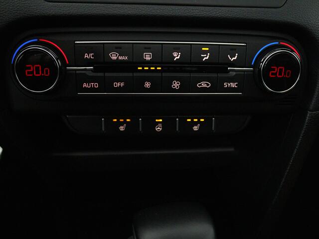 KIA PRO CEE D ProCeed 1.4 T-GDI GT-Line | Panodak | Trekhaak Afneembaar | Achteruitrijcamera | Navigatie |