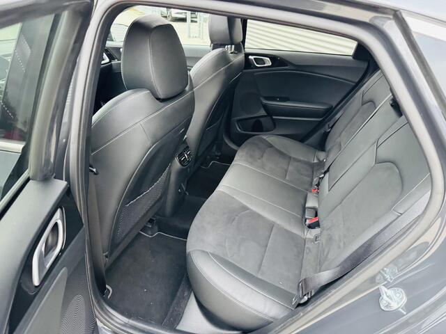 KIA PRO CEE D ProCeed 1.5 T-GDi GT-Line Panoramadak | Stoel&Stuurverw. | Navi | Clima | Cruise