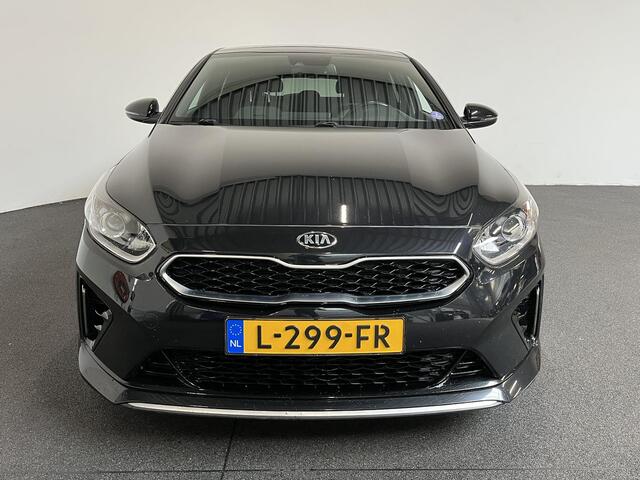 KIA PRO CEE D ProCeed 1.5 T-GDi MHEV GT-Line Edition Climate control Cruise control adaptive Achteruitrijd camera Parkeersensoren achter Stuur verwarming Voorstoelen verwarmd Navigatie Apple Carplay/ Android Auto