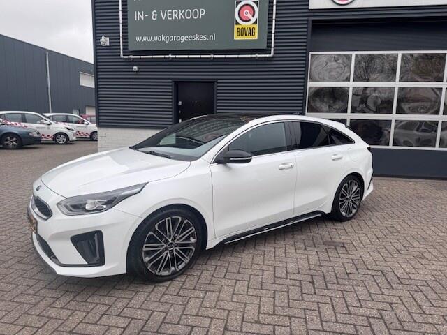 KIA PRO CEE D ProCeed 1.4T GDI DTC7 140PK GT-PlusLine Automaat - Navigatie - Pano