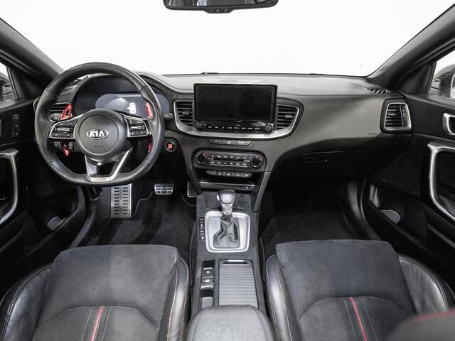 KIA PRO CEE D ProCeed 1.6 T-GDi GT Pano Virtual ACC Memory