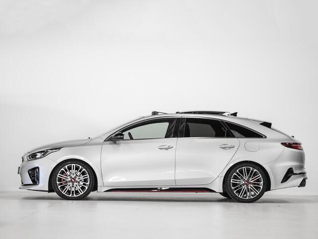 KIA PRO CEE D ProCeed 1.6 T-GDi GT Pano Virtual ACC Memory