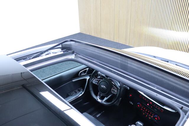 KIA PRO CEE D ProCeed 1.4 T-GDI GT-Line | Elek. Glazen Panoramadak | Adaptive-cruise | Camera | Clima | Leder-Alcantara | Apple Carplay & Android Auto | Navigatie | Keyless | Stoel & Stuurverwarming