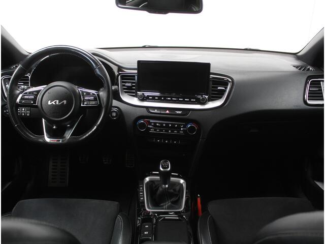 KIA PRO CEE D ProCeed 1.5 T-GDi GT-Line CAMERA | CARPLAY | CLIMATE | STOEL/STUUR VERW | LED | LMV17 | 1/2LEER | NAVI | PANODAK | ADAP.CRUISE | ELEC.A.KLEP