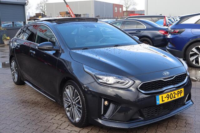 KIA PRO CEE D ProCeed 1.5 T-GDI GT-PlusLine Panoramadak, Schuif- kanteldak, Navigatie, Apple Carplay, Voorstoelen en achterbank verwarmbaar, JBL sound