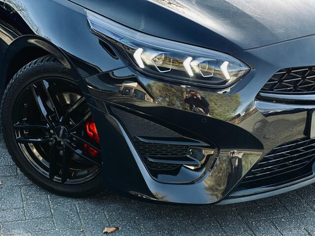 KIA PRO CEE D ProCeed 1.5 T-GDi GT-PlusLine | Automaat | Panodak | Black Edition | Adapt Cruise | Zomer/winterset | Camera | Navi | Incl btw | Fabrieksgarantie