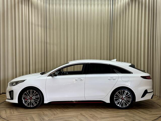 KIA PRO CEE D ProCeed 1.6 T-GDI GT *204 PK!* Leder/Alcantara / JBL / Afn. Trekhaak / Adaptive Cruise / Stoel/Stuurverwarming / LED / 18"LMV