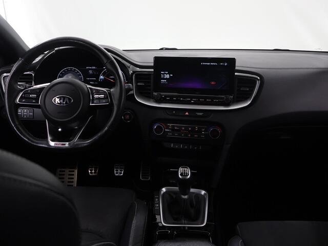 KIA PRO CEE D ProCeed 1.0 T-GDi GT-Line | Navigatie | Panoramadak | Parkeercamera | Climate Control | Apple Carplay/Android Carplay | Cruise Control | Keyless Entry/Go |