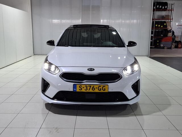 KIA PRO CEE D ProCeed 1.5 T-GDI GT-PlusLine Automaat, 18 inch, Stoel en Stuur verwarming, Schuif kantel dak, Apple Carplay/Android Auto, Navigatie, Camera.