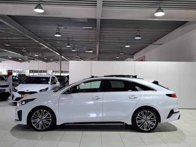 KIA PRO CEE D ProCeed 1.5 T-GDI GT-PlusLine Automaat, 18 inch, Stoel en Stuur verwarming, Schuif kantel dak, Apple Carplay/Android Auto, Navigatie, Camera.
