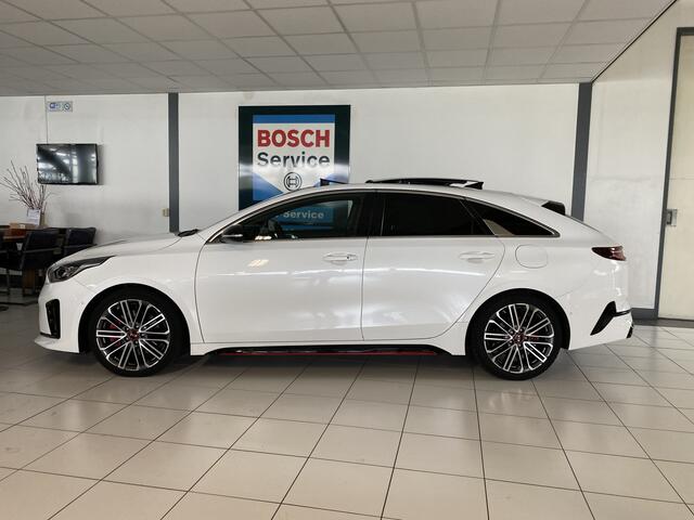 KIA PRO CEE D ProCeed 1.6 T-GDI GT 205 PK Panoramadak /JBL Sound / stuur/stoelverw /elec achterklep /Elec stoel met geheugen
