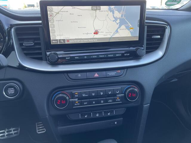 KIA PRO CEE D ProCeed 1.5 T-GDi GT-PlusLine Automaat Navigatie, Climate Control, Schuirdak, JBL, LED, 18"Lm, Adaptive Cruisecontrol, Stoel/Stuurvewarming