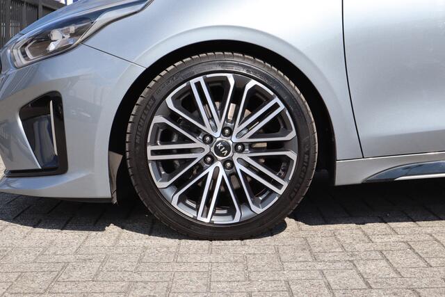 KIA PRO CEE D ProCeed 1.5 T-GDI GT-PlusLine Panoramadak! Apple carplay/Stuurverwarming/Stoelverwarming voor en achter/Elektrische stoel met geheugen/Achteruitrijcamera/Keyless/Lane assist/Dodehoek assistent/JBL Audio/Climate control