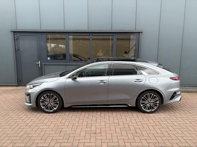 KIA PRO CEE D ProCeed 1.5 T-GDi 160pk Automaat GT-PlusLine SCHUIFDAK/JBL/CAMERA/DODEHOEK/AFN.TREKHAAK/18INCH