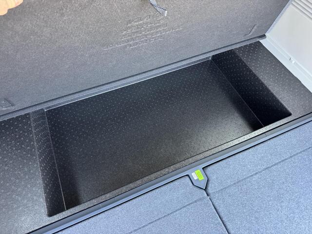 KIA PV5 Passenger Elite Executive 71.2 kWh , Snel Leverbaar!, Inclusief 3000 euro Inruilpremie!, Zeer complete Uitvoering!, Voorraadkorting!