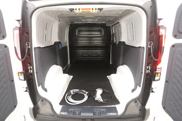 KIA PV5 L2H1 Essential 71.2 kWh | Snelladen | SOH 99% | Clima | Camera | Virtual | Carplay | Cruise