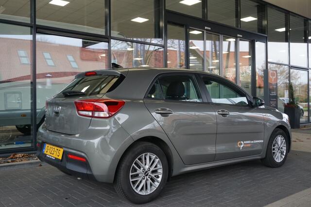 KIA RIO 1.0 T-GDi MHEV DynamicLine Navigation Pack