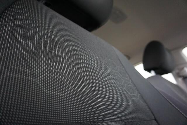 KIA RIO 1.0 T-GDi MHEV DynamicLine Navigation Pack