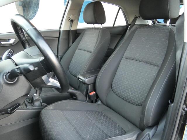 KIA RIO 1.0 TGDI DynamicLine | NAVIGATIE | ACHTERUITRIJCAMERA |