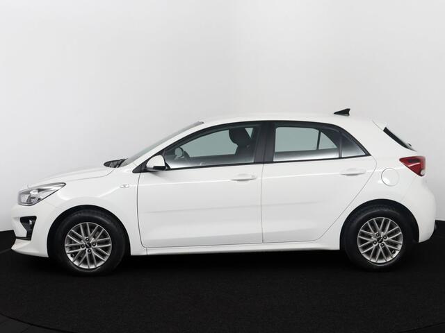 KIA RIO 1.0 T-GDi MHEV DynamicLine - Navigatie - Cruise Control - Climate Control - Apple CarPlay/Android Auto - Achteruitrijcamera - Farbieksgarantie tot 12-2029