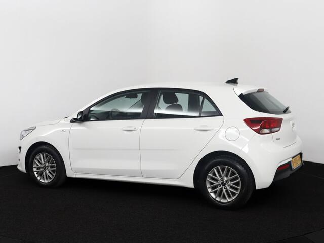 KIA RIO 1.0 T-GDi MHEV DynamicLine - Navigatie - Cruise Control - Climate Control - Apple CarPlay/Android Auto - Achteruitrijcamera - Farbieksgarantie tot 12-2029