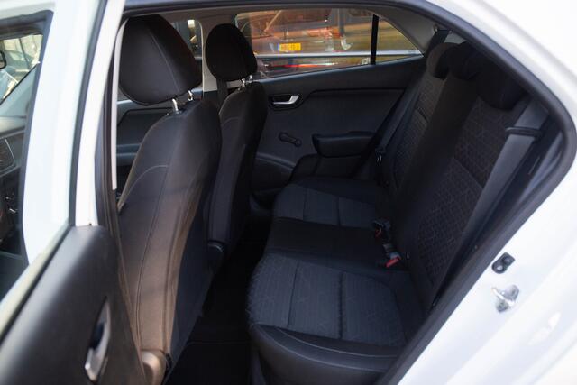KIA RIO 1.0 TGDI ComfortPlusLine Navigator | Lichtmetaal, Camera, Cruise control,