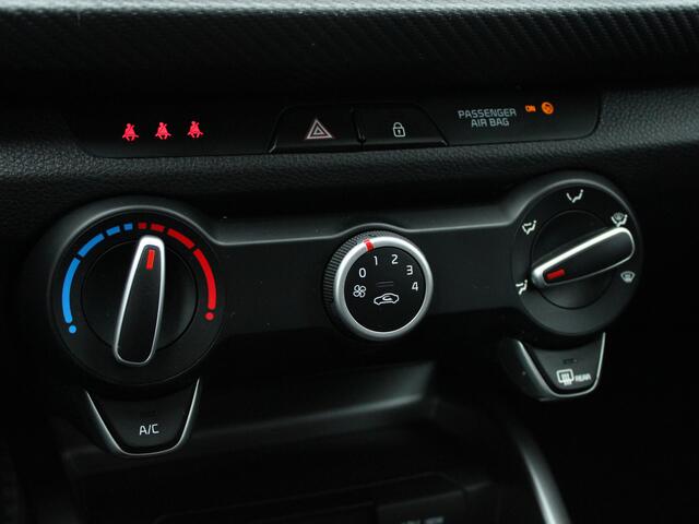 KIA RIO 1.0 T-GDi MHEV GT-Line CAMERA | HALF LEDER | CARPLAY |