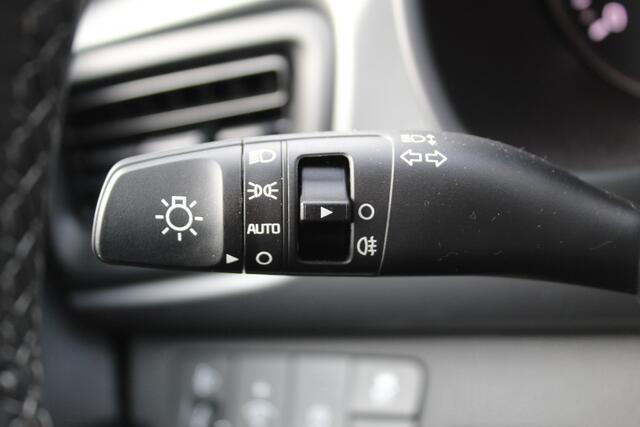 KIA RIO 1.0-100pk T-GDi AUTOMAAT ComfortLine Airco, Parkeersensoren achter, Bluetooth, stoel-en stuurwielverwarming, DAB+ radio