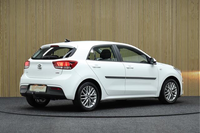 KIA RIO 1.0 TGDI DynamicLine | Cruise-control | Afneembare Trekhaak | All-Season Banden | Navigatie | Camera | Parkeerhulp