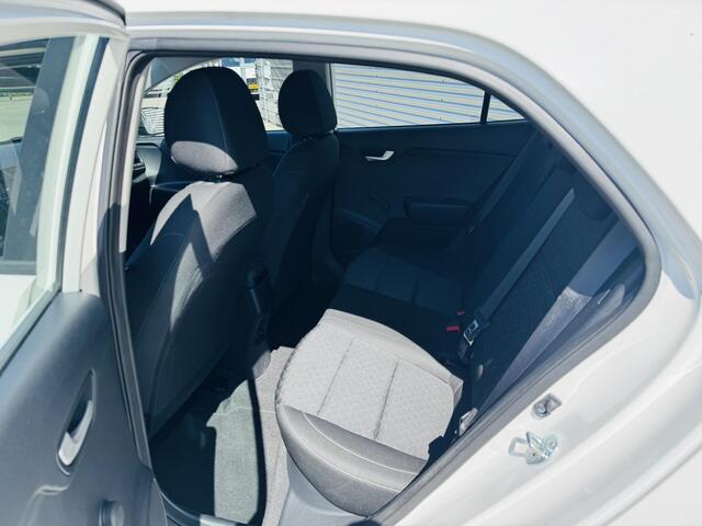 KIA RIO 1.0 TGDI DynamicLine Trekhaak | NW Geleverd & Onderhouden