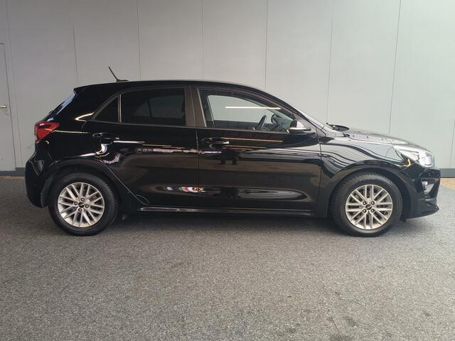 KIA RIO 1.0 T-GDi MHEV DynamicLine uit 2022 Fabrieksgarantie tot 04-2029 Henk Jongen Auto's in Helmond, al 50 jaar service zoals 't hoort!